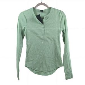 Wild Fable Green Long Sleeve Tee